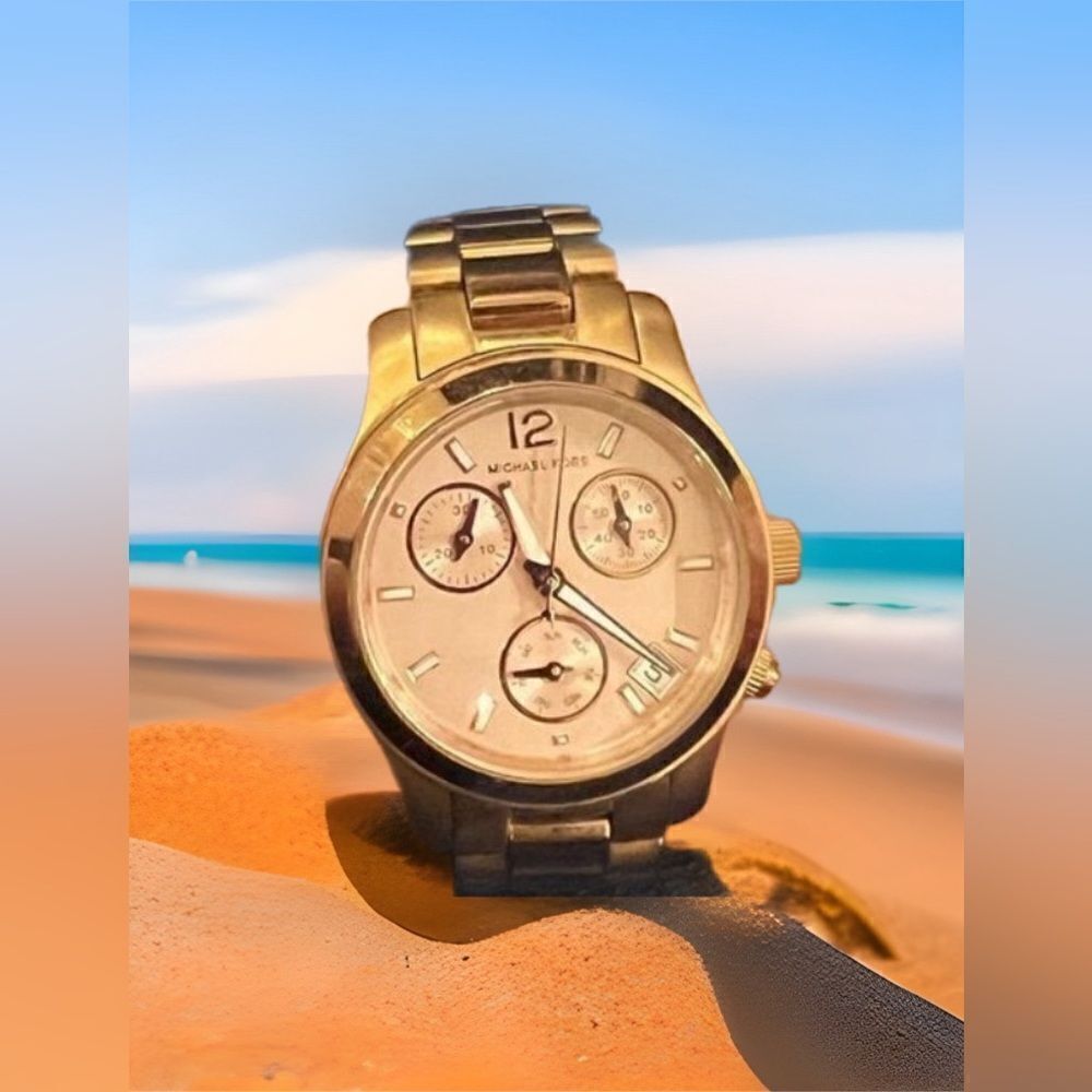 MICHAEL KORS ROSE-GOLD TONE WATCH!!